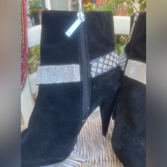riverside island black suede booties black & diamond encrusted detail sz. 5 - Picture 6 of 14